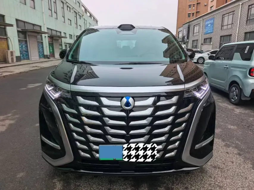 2025 Denza D9 1.5T 156HP L4 E-CVT PHEV 40KWH,autocango,china used car exporter,china ev exporter,chinese used car exporter,chinese used ev exporter