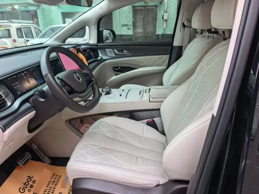 2025 Denza D9 1.5T 156HP L4 E-CVT PHEV 40KWH,autocango,china used car exporter,china ev exporter,chinese used car exporter,chinese used ev exporter