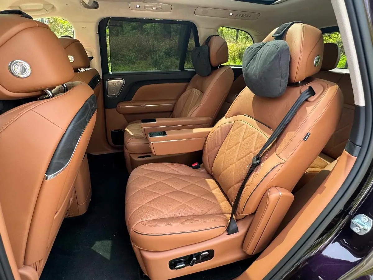 2026 Voyah 9L 1.5T 150HP L4 PHEV,autocango,china used car exporter,china ev exporter,chinese used car exporter,chinese used ev exporter