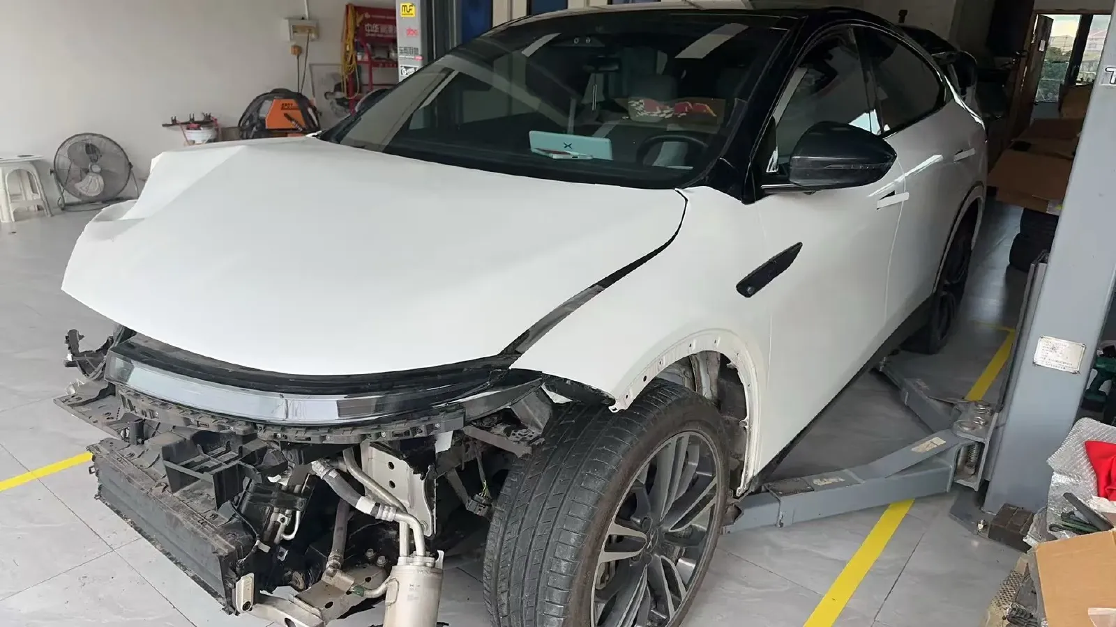 2023 Xpeng G6 BEV 87.5KWH,autocango,china used car exporter,china ev exporter,chinese used car exporter,chinese used ev exporter