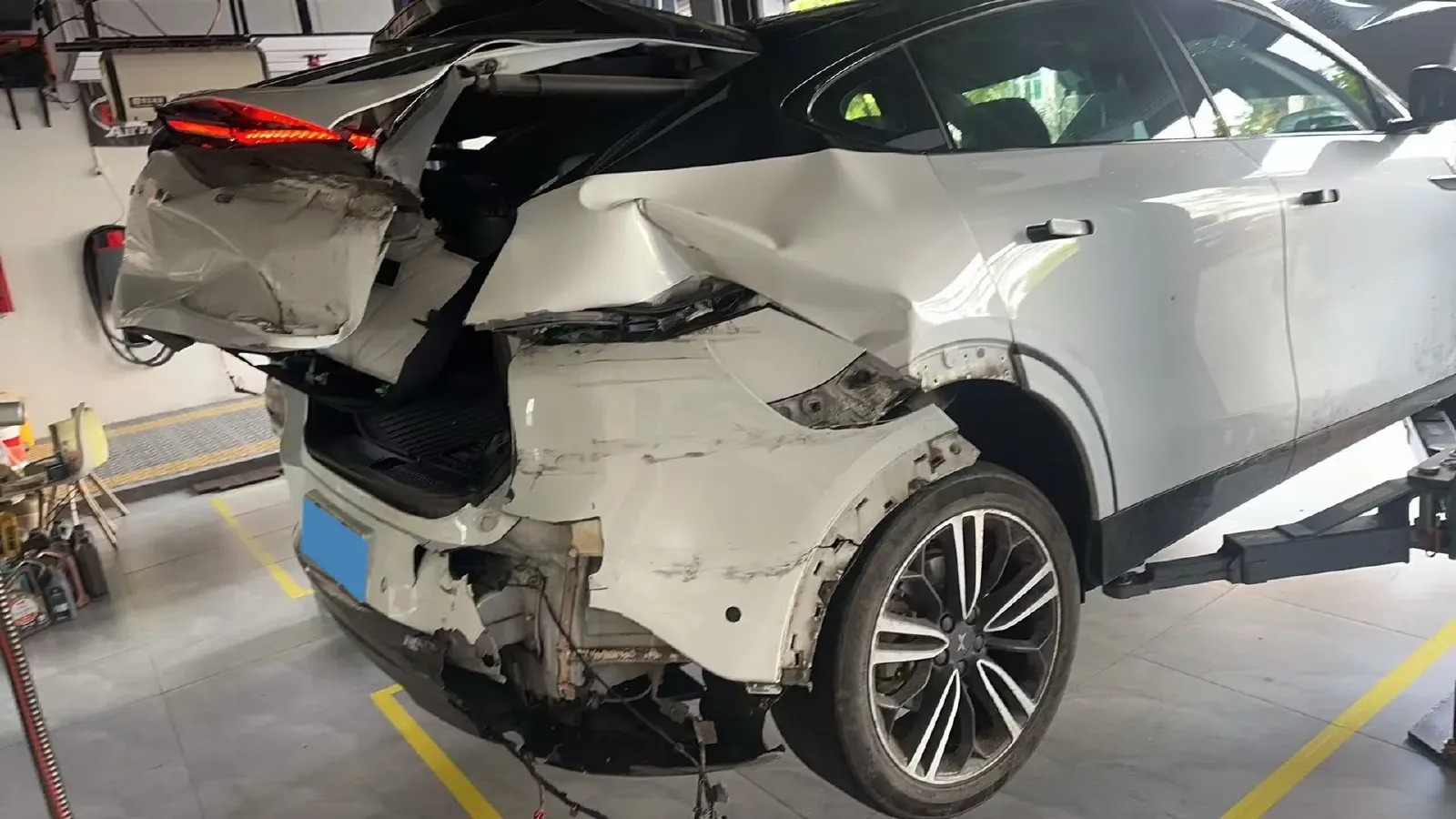 2023 Xpeng G6 BEV 87.5KWH,autocango,china used car exporter,china ev exporter,chinese used car exporter,chinese used ev exporter