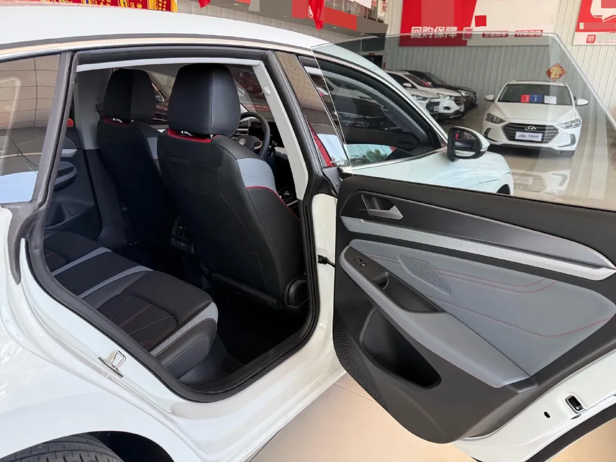 2024 Volkswagen Lamando 1.4T 150HP L4 7DCT,autocango,china used car exporter,china ev exporter,chinese used car exporter,chinese used ev exporter