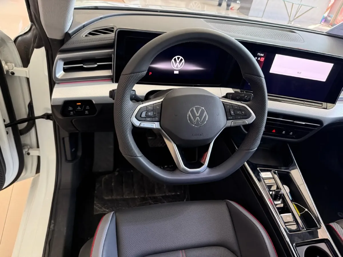 2024 Volkswagen Lamando 1.4T 150HP L4 7DCT,autocango,china used car exporter,china ev exporter,chinese used car exporter,chinese used ev exporter