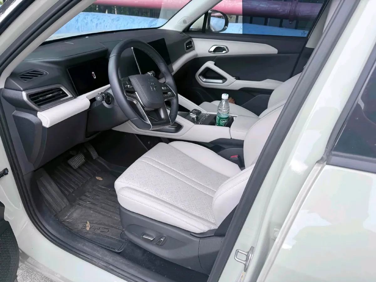 2024 BYD YuanUP BEV 45.12KWH,autocango,china used car exporter,china ev exporter,chinese used car exporter,chinese used ev exporter