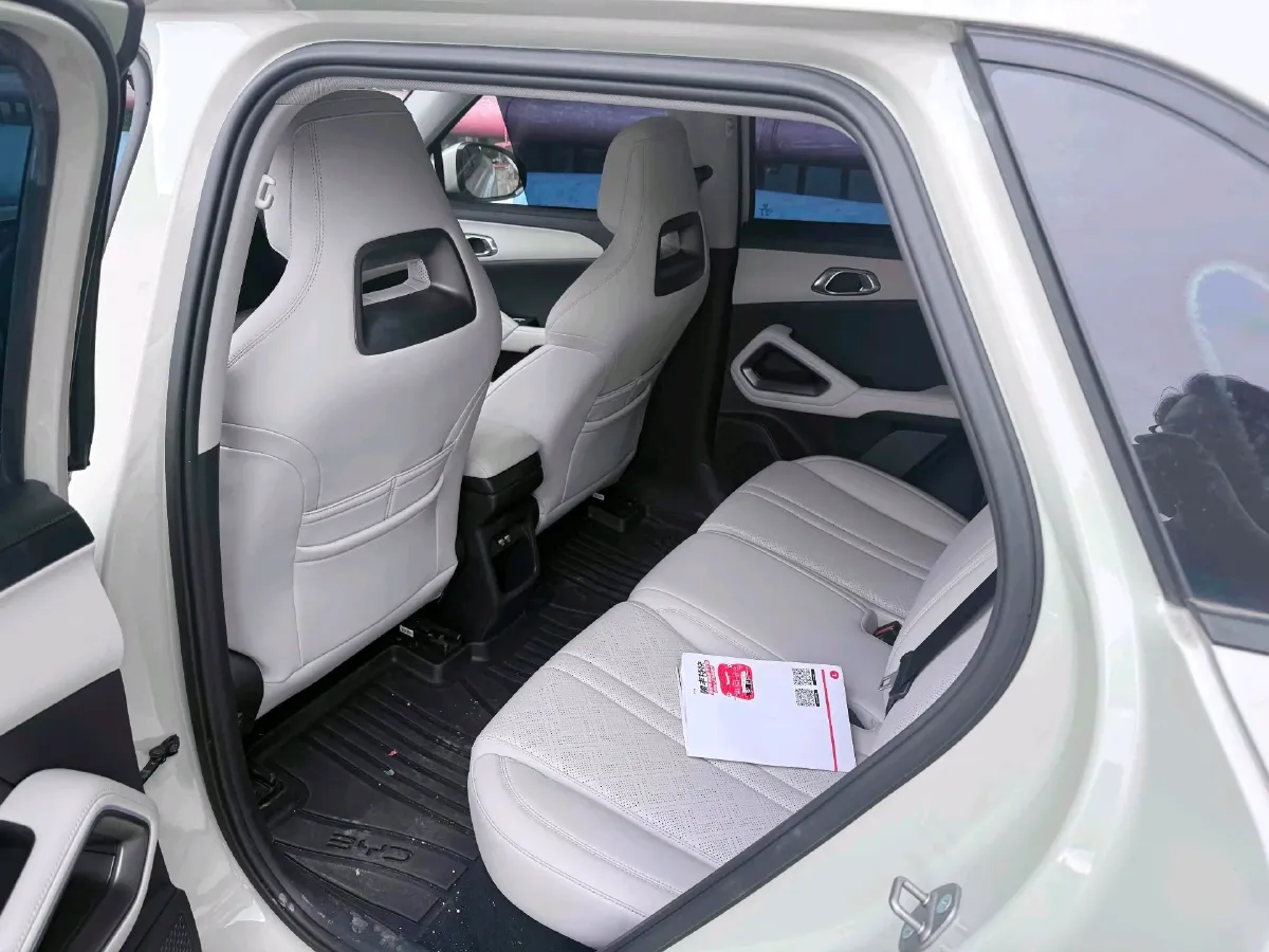 2024 BYD YuanUP BEV 45.12KWH,autocango,china used car exporter,china ev exporter,chinese used car exporter,chinese used ev exporter