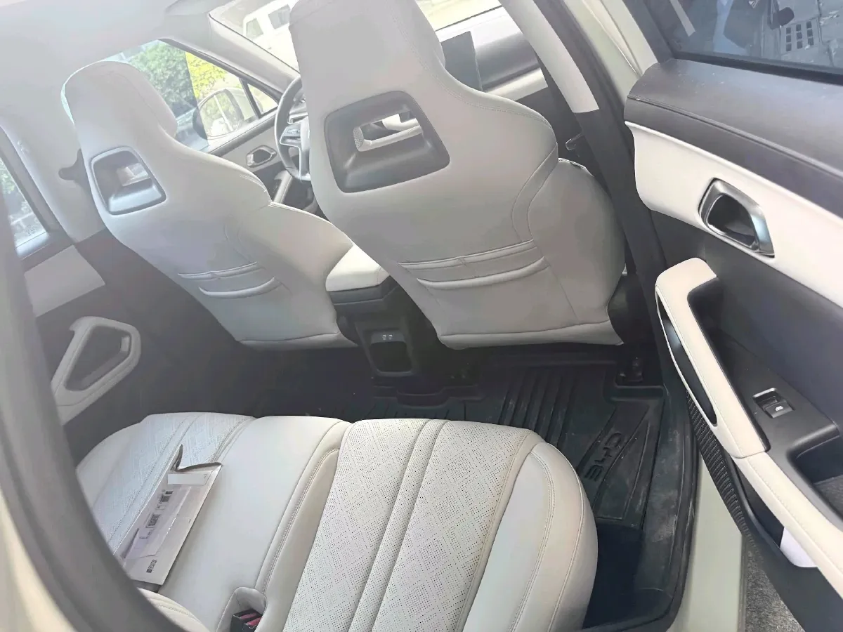 2024 BYD YuanUP BEV 45.12KWH,autocango,china used car exporter,china ev exporter,chinese used car exporter,chinese used ev exporter