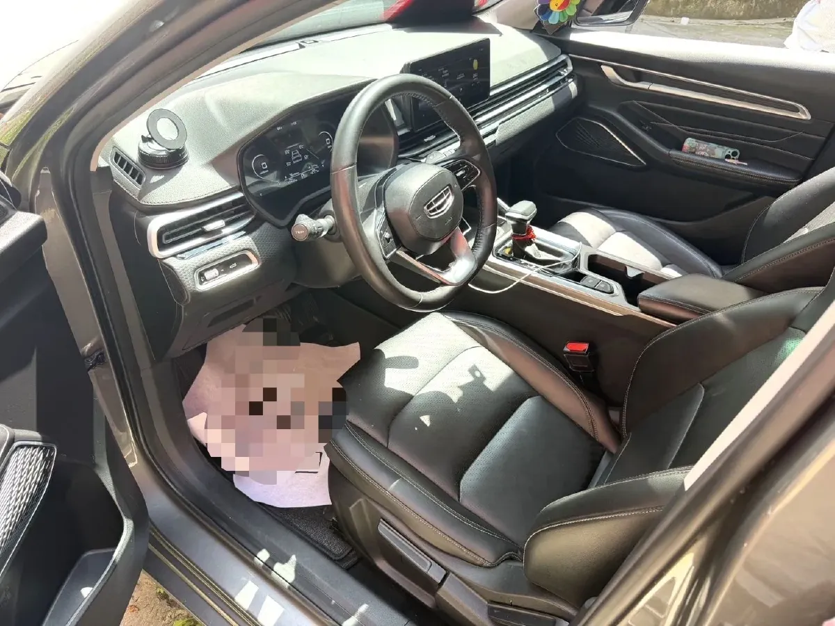 2022 Geely Emgrand 1.5L 114HP L4 CVT,autocango,china used car exporter,china ev exporter,chinese used car exporter,chinese used ev exporter