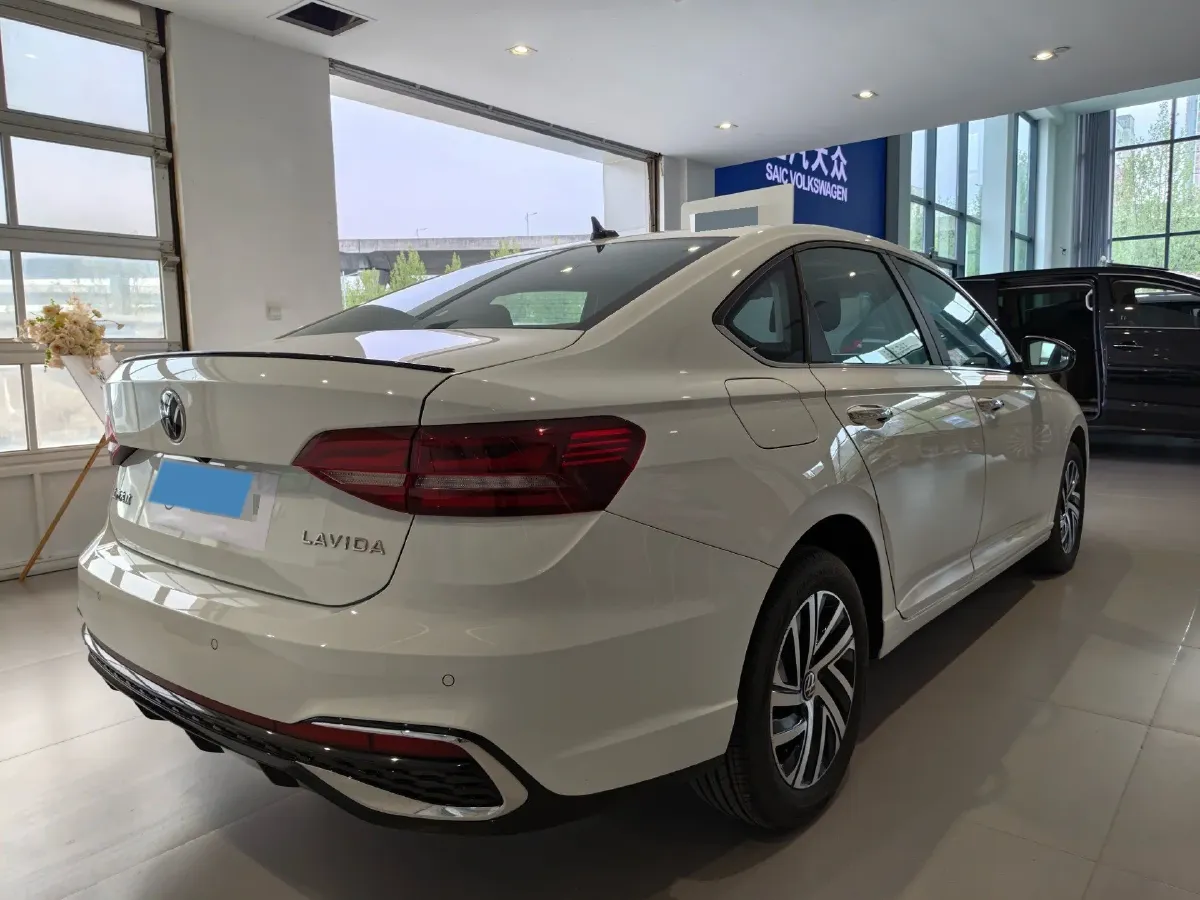 2024 Volkswagen Lavida 1.5T 160HP L4 7DCT,autocango,china used car exporter,china ev exporter,chinese used car exporter,chinese used ev exporter