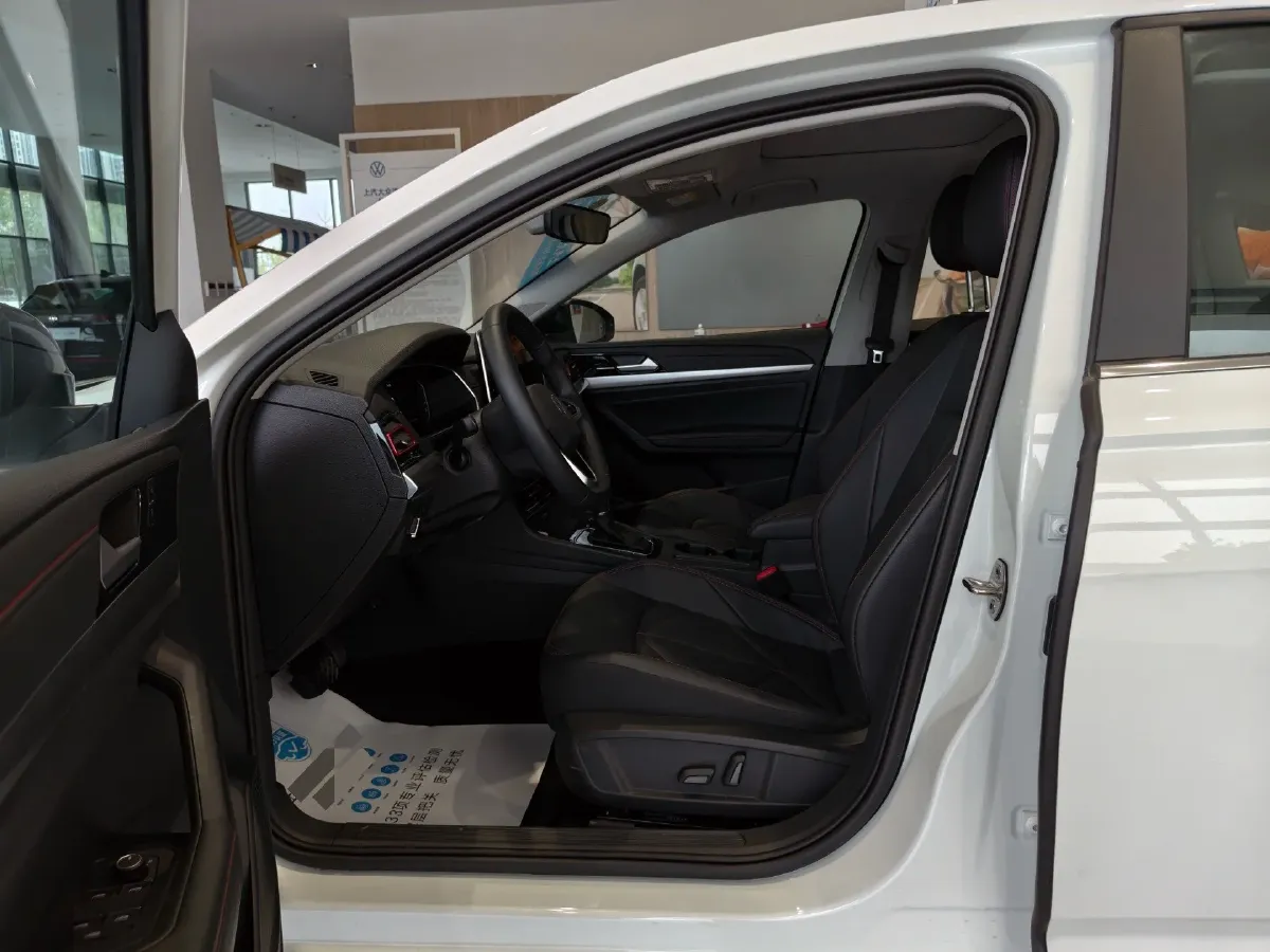 2024 Volkswagen Lavida 1.5T 160HP L4 7DCT,autocango,china used car exporter,china ev exporter,chinese used car exporter,chinese used ev exporter