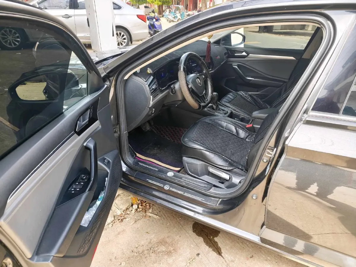 2021 Volkswagen Sagitar 1.2T 116HP L4 7DCT,autocango,china used car exporter,china ev exporter,chinese used car exporter,chinese used ev exporter