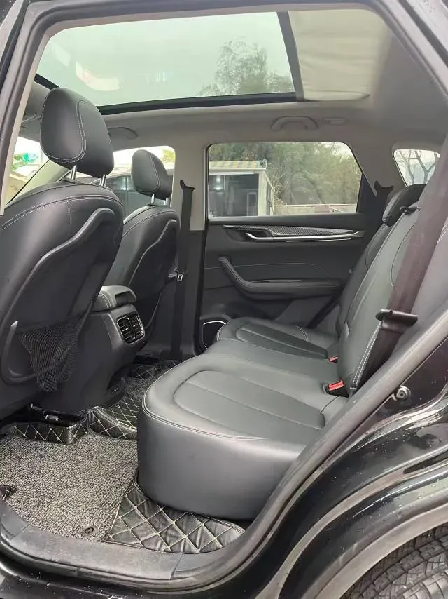 2018 Brilliance Auto V7 1.6T 204HP L4 7DCT,autocango,china used car exporter,china ev exporter,chinese used car exporter,chinese used ev exporter