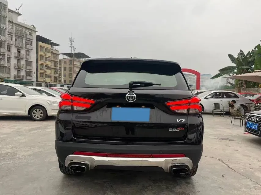 2018 Brilliance Auto V7 1.6T 204HP L4 7DCT,autocango,china used car exporter,china ev exporter,chinese used car exporter,chinese used ev exporter