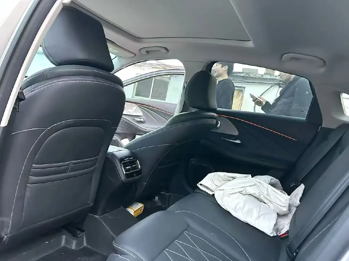 2025 Chery Arrizo 8 1.6T 197HP L4 7DCT,autocango,china used car exporter,china ev exporter,chinese used car exporter,chinese used ev exporter