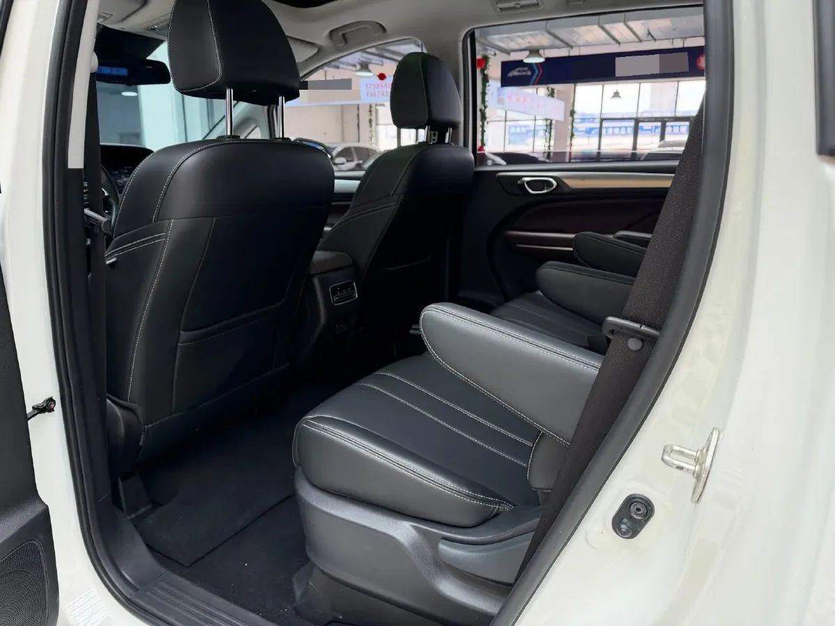 2021 GAC Trumpchi M6 1.5T 169HP L4 7DCT,autocango,china used car exporter,china ev exporter,chinese used car exporter,chinese used ev exporter