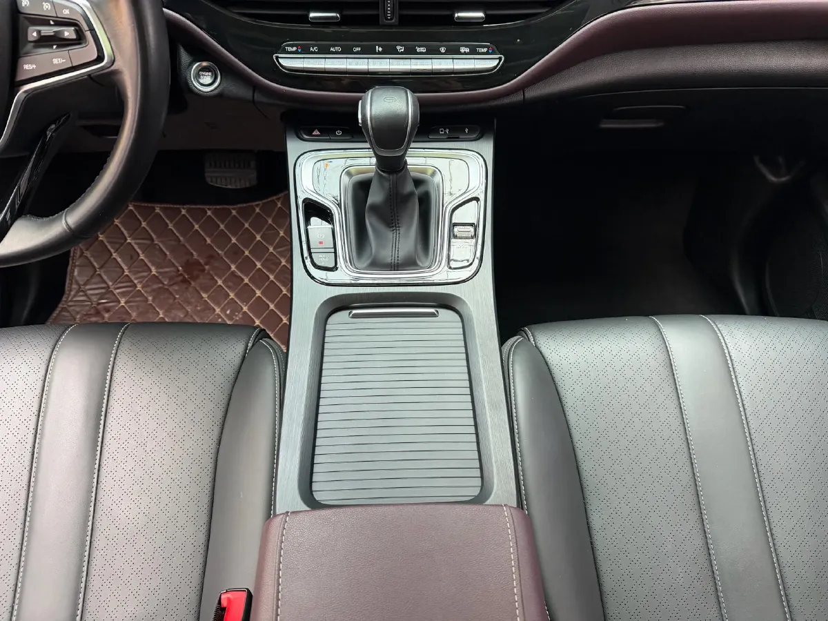 2021 GAC Trumpchi M6 1.5T 169HP L4 7DCT,autocango,china used car exporter,china ev exporter,chinese used car exporter,chinese used ev exporter