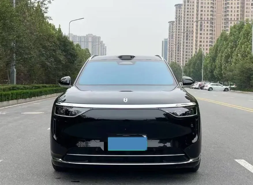 2025 AITO AITO M8 REEV 160HP REEV 53.4KWH,autocango,china used car exporter,china ev exporter,chinese used car exporter,chinese used ev exporter
