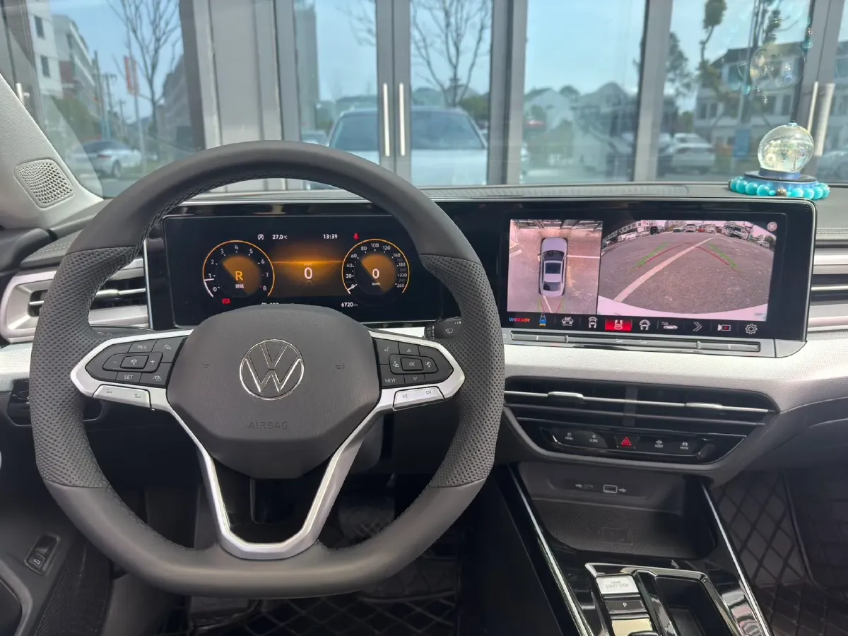 2025 Volkswagen Lamando 1.4T 150HP L4 7DCT,autocango,china used car exporter,china ev exporter,chinese used car exporter,chinese used ev exporter