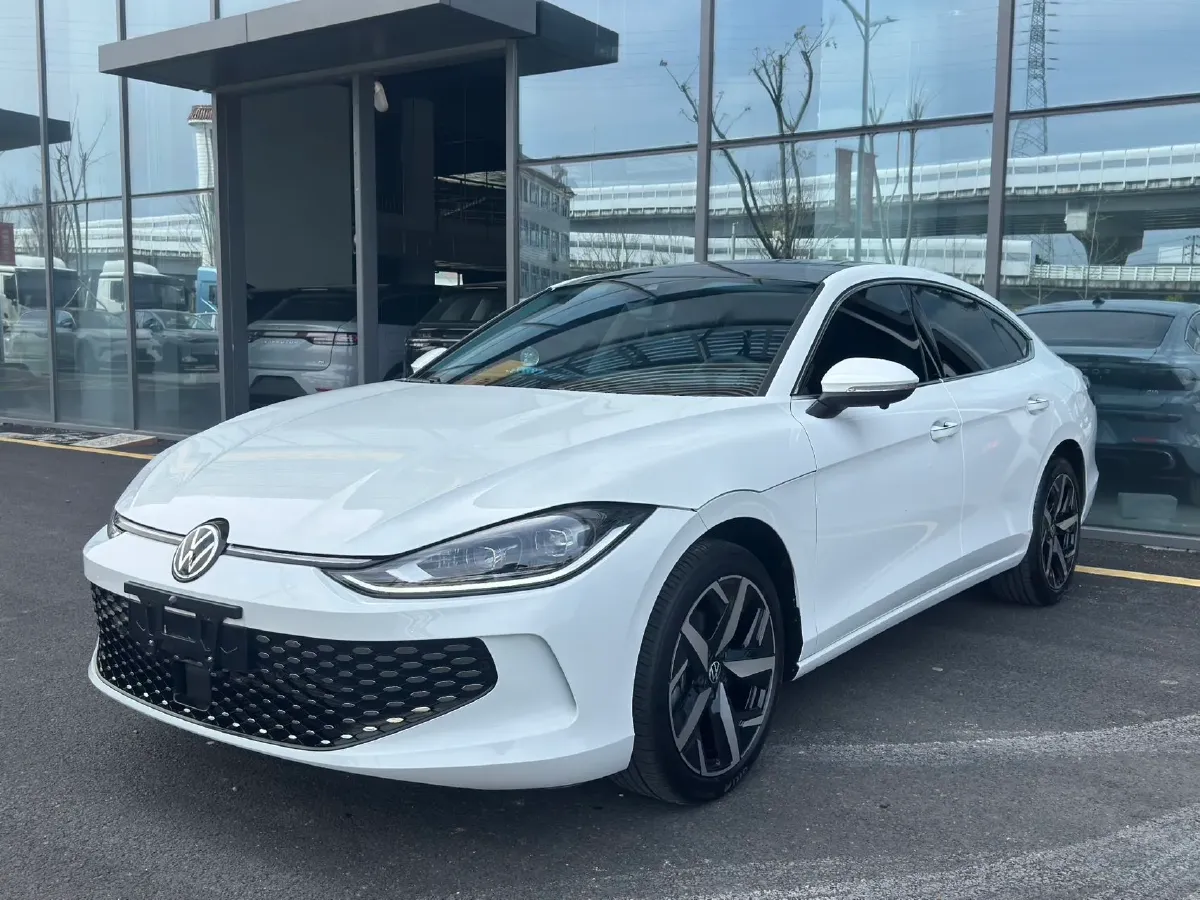 2025 Volkswagen Lamando 1.4T 150HP L4 7DCT,autocango,china used car exporter,china ev exporter,chinese used car exporter,chinese used ev exporter