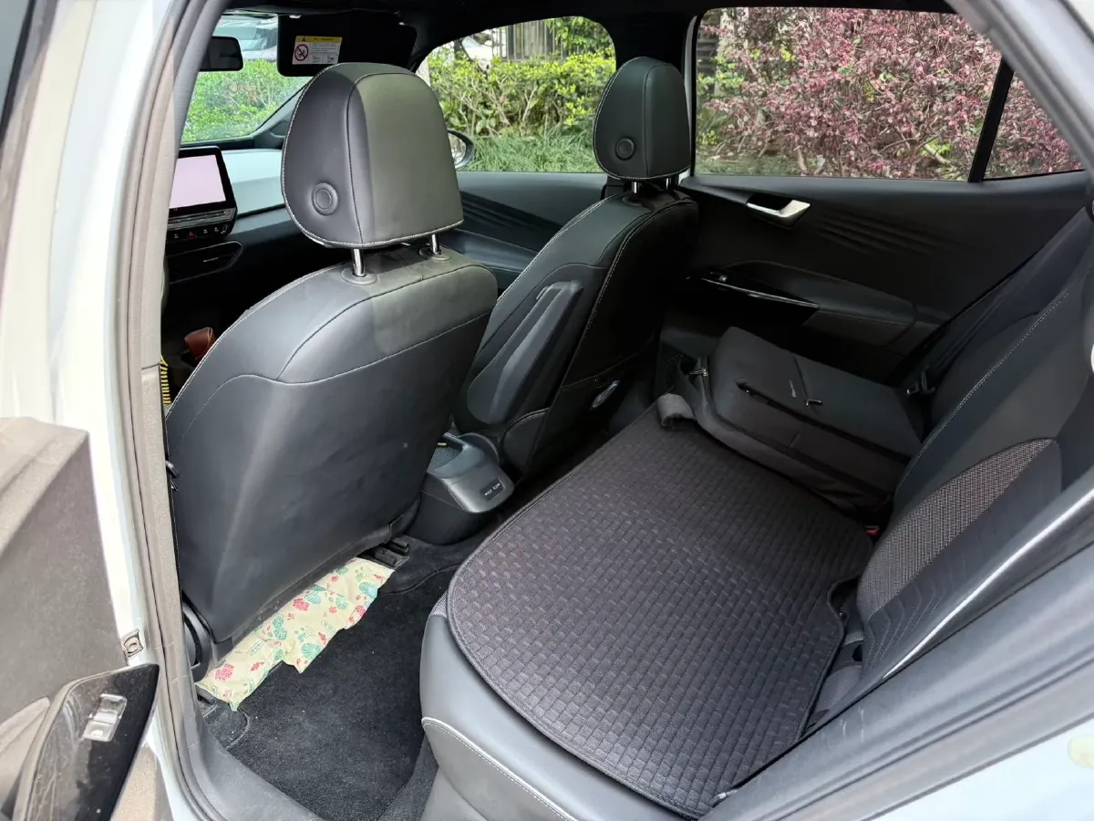 2021 Volkswagen ID.3 BEV 57.3KWH,autocango,china used car exporter,china ev exporter,chinese used car exporter,chinese used ev exporter