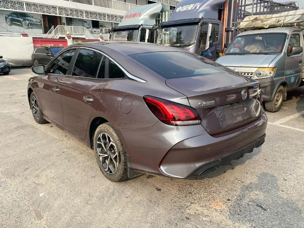 2023 MG 5 1.5L 129HP L4 5MT,autocango,china used car exporter,china ev exporter,chinese used car exporter,chinese used ev exporter