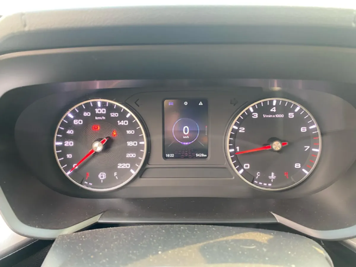 2023 MG 5 1.5L 129HP L4 5MT,autocango,china used car exporter,china ev exporter,chinese used car exporter,chinese used ev exporter