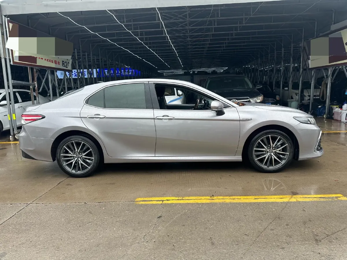 2023 Toyota Camry 2.5L 178HP L4 E-CVT Hybrid,autocango,china used car exporter,china ev exporter,chinese used car exporter,chinese used ev exporter