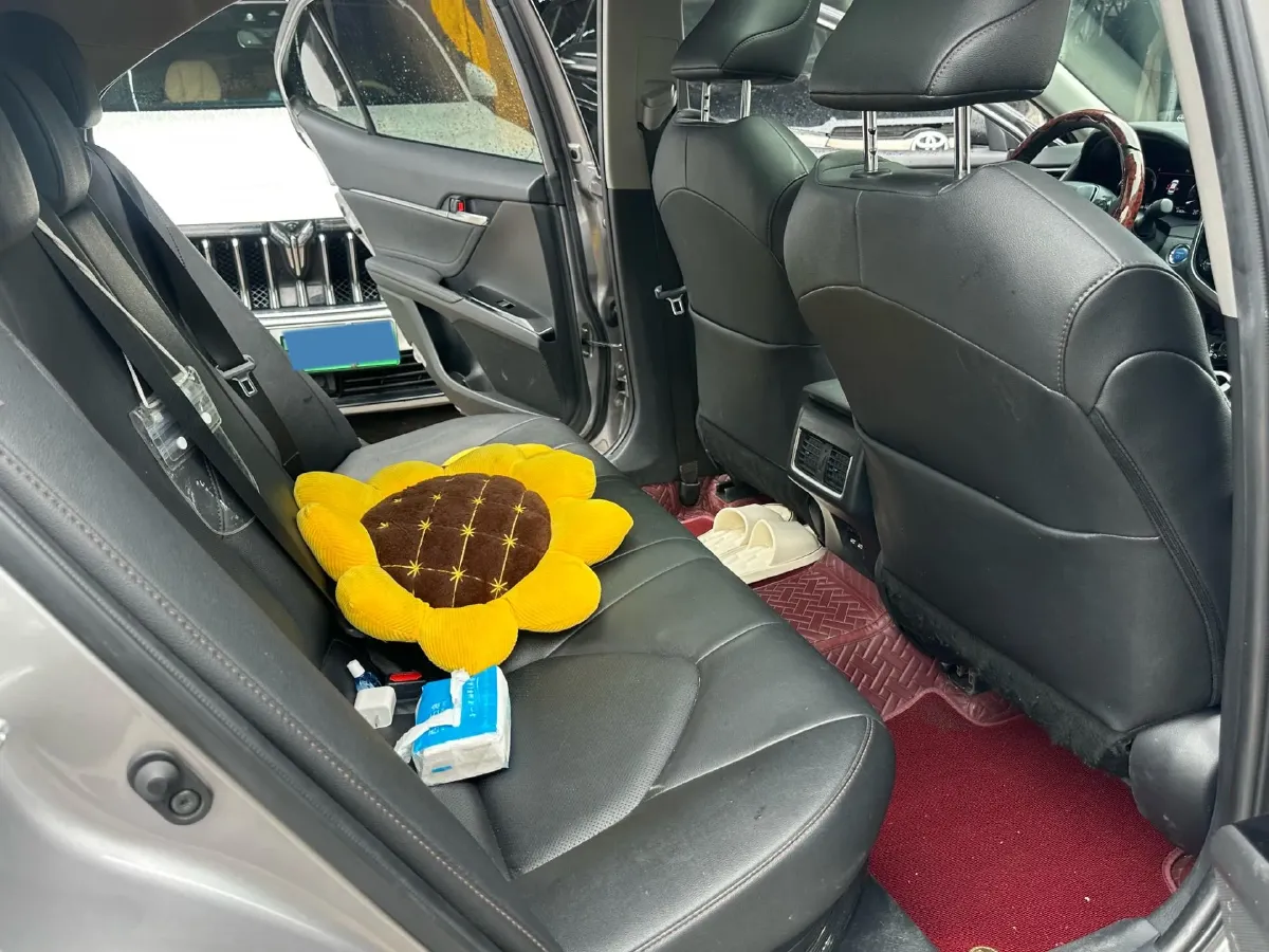 2023 Toyota Camry 2.5L 178HP L4 E-CVT Hybrid,autocango,china used car exporter,china ev exporter,chinese used car exporter,chinese used ev exporter