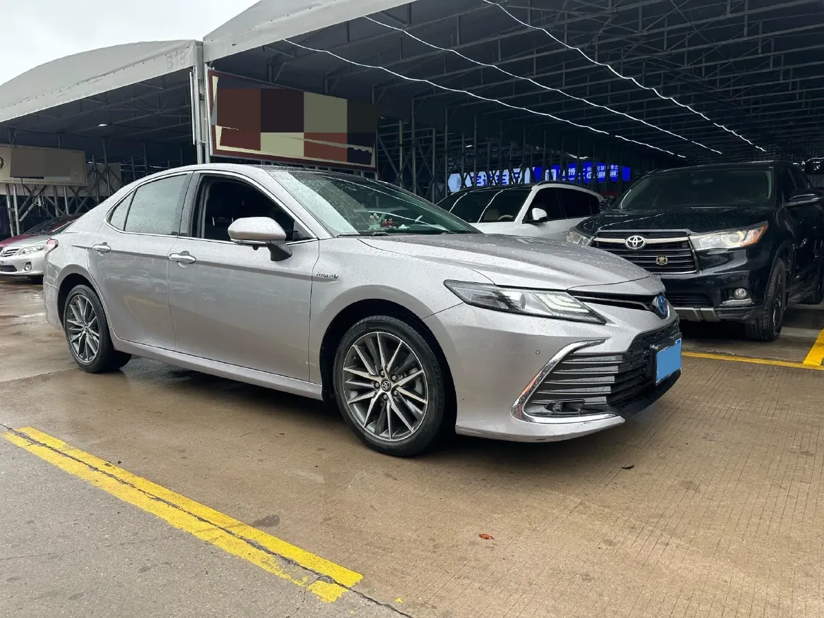 2023 Toyota Camry 2.5L 178HP L4 E-CVT Hybrid,autocango,china used car exporter,china ev exporter,chinese used car exporter,chinese used ev exporter