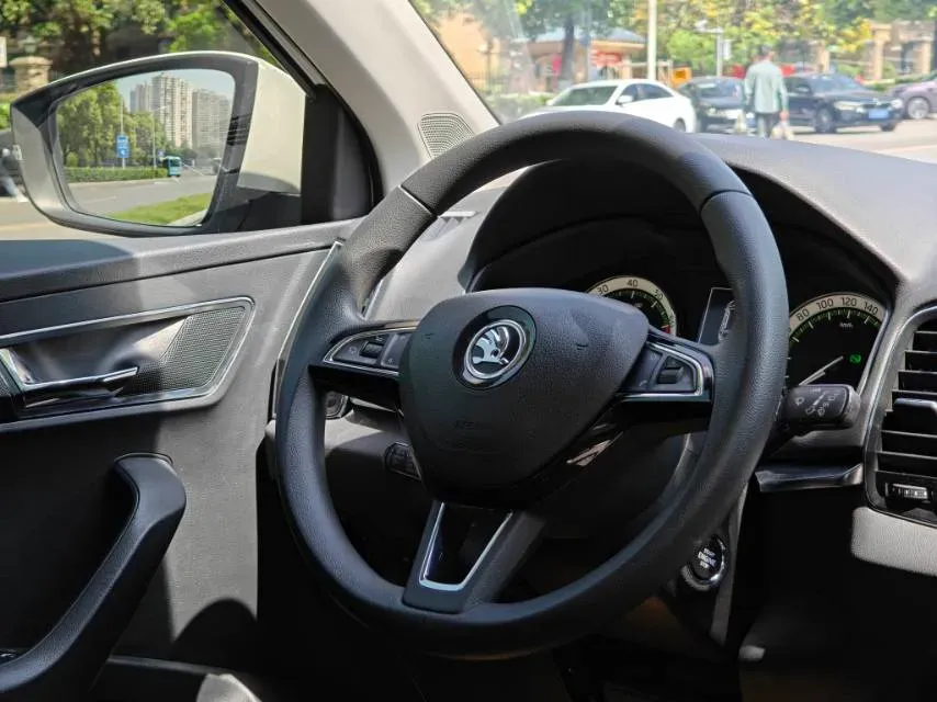 2018 Skoda Octavia 1.4T 150HP L4 7DCT,autocango,china used car exporter,china ev exporter,chinese used car exporter,chinese used ev exporter