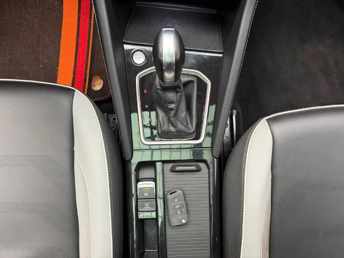 2022 Jetta VS7 1.4T 150HP L4 6AT,autocango,china used car exporter,china ev exporter,chinese used car exporter,chinese used ev exporter