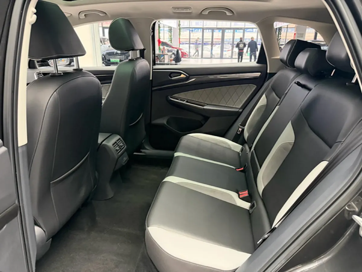 2022 Jetta VS7 1.4T 150HP L4 6AT,autocango,china used car exporter,china ev exporter,chinese used car exporter,chinese used ev exporter