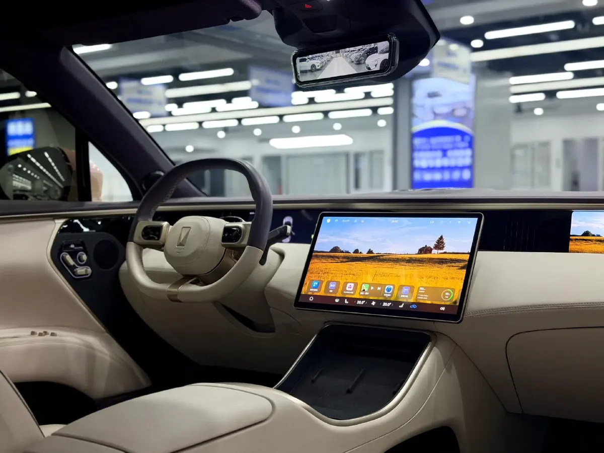 2024 Avatr 11 BEV 90KWH,autocango,china used car exporter,china ev exporter,chinese used car exporter,chinese used ev exporter