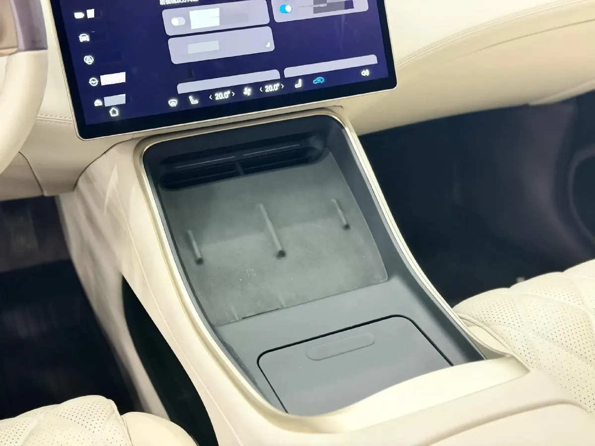 2024 Avatr 11 BEV 90KWH,autocango,china used car exporter,china ev exporter,chinese used car exporter,chinese used ev exporter