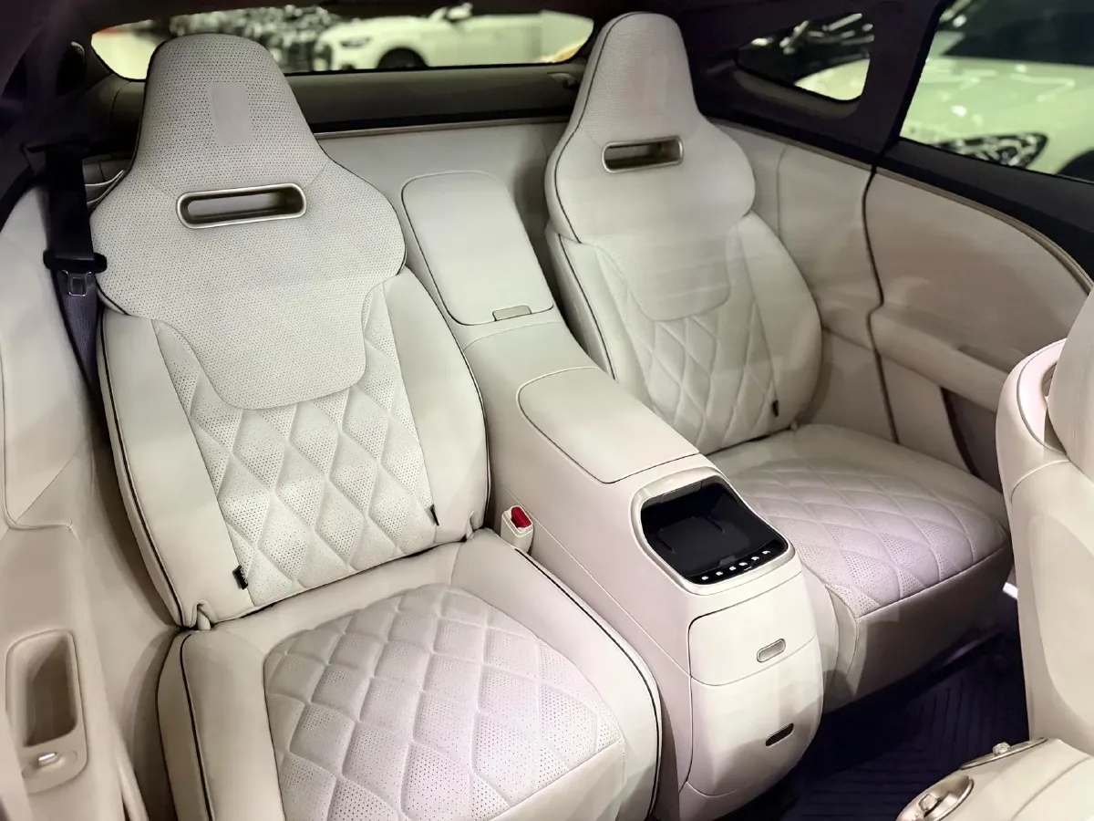 2024 Avatr 11 BEV 90KWH,autocango,china used car exporter,china ev exporter,chinese used car exporter,chinese used ev exporter