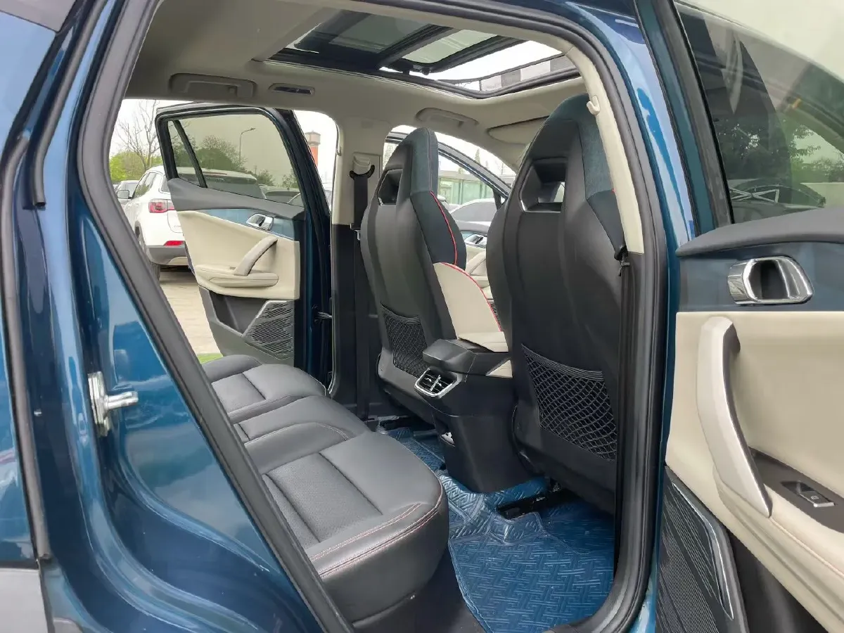 2020 LYNK&CO 06 1.5T 177HP L3 7DCT,autocango,china used car exporter,china ev exporter,chinese used car exporter,chinese used ev exporter