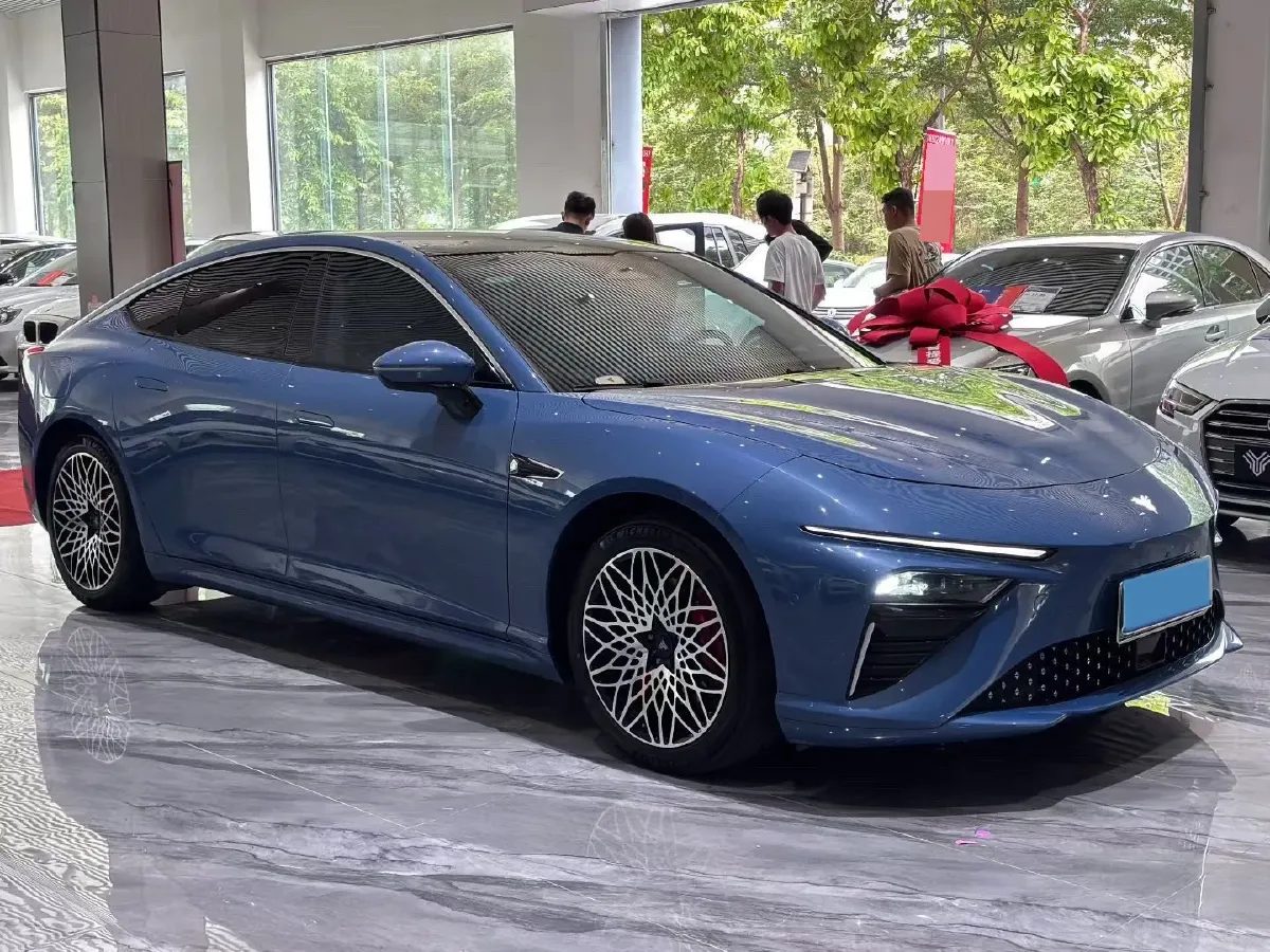 2022 Jeep Grand Commander 2.0T 234HP L4 9AT,autocango,china used car exporter,china ev exporter,chinese used car exporter,chinese used ev exporter