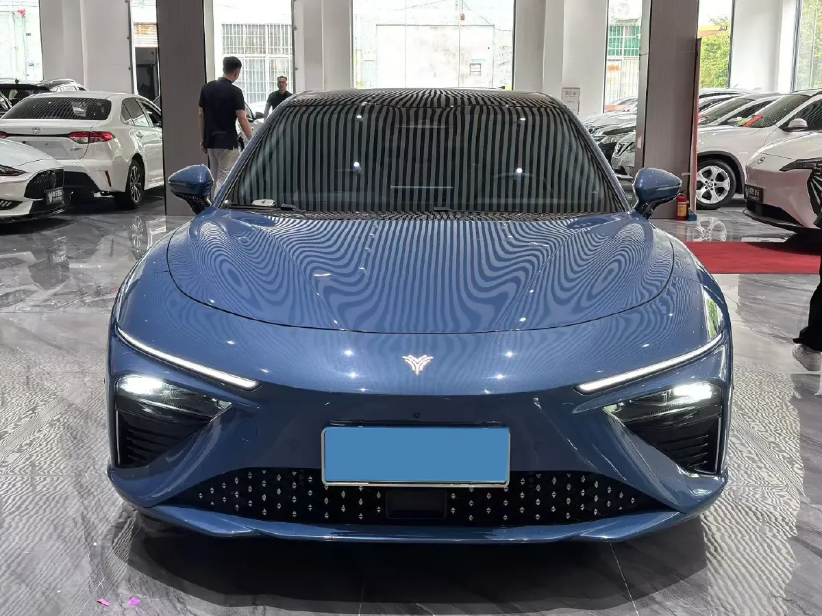 2022 Jeep Grand Commander 2.0T 234HP L4 9AT,autocango,china used car exporter,china ev exporter,chinese used car exporter,chinese used ev exporter