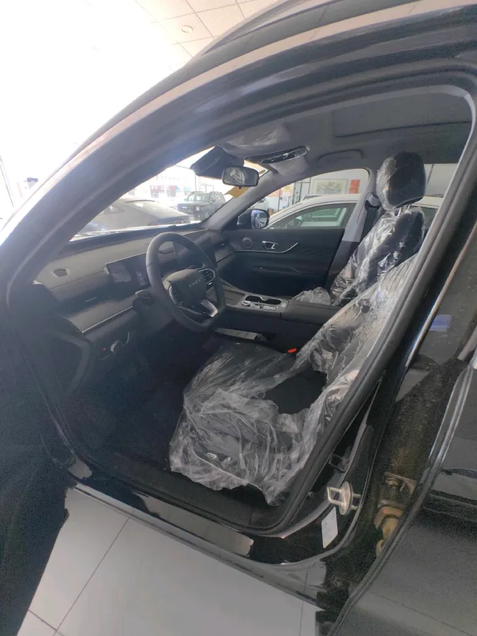 2025 Chery Tiggo 8 Plus 1.6T 197HP L4 7DCT,autocango,china used car exporter,china ev exporter,chinese used car exporter,chinese used ev exporter