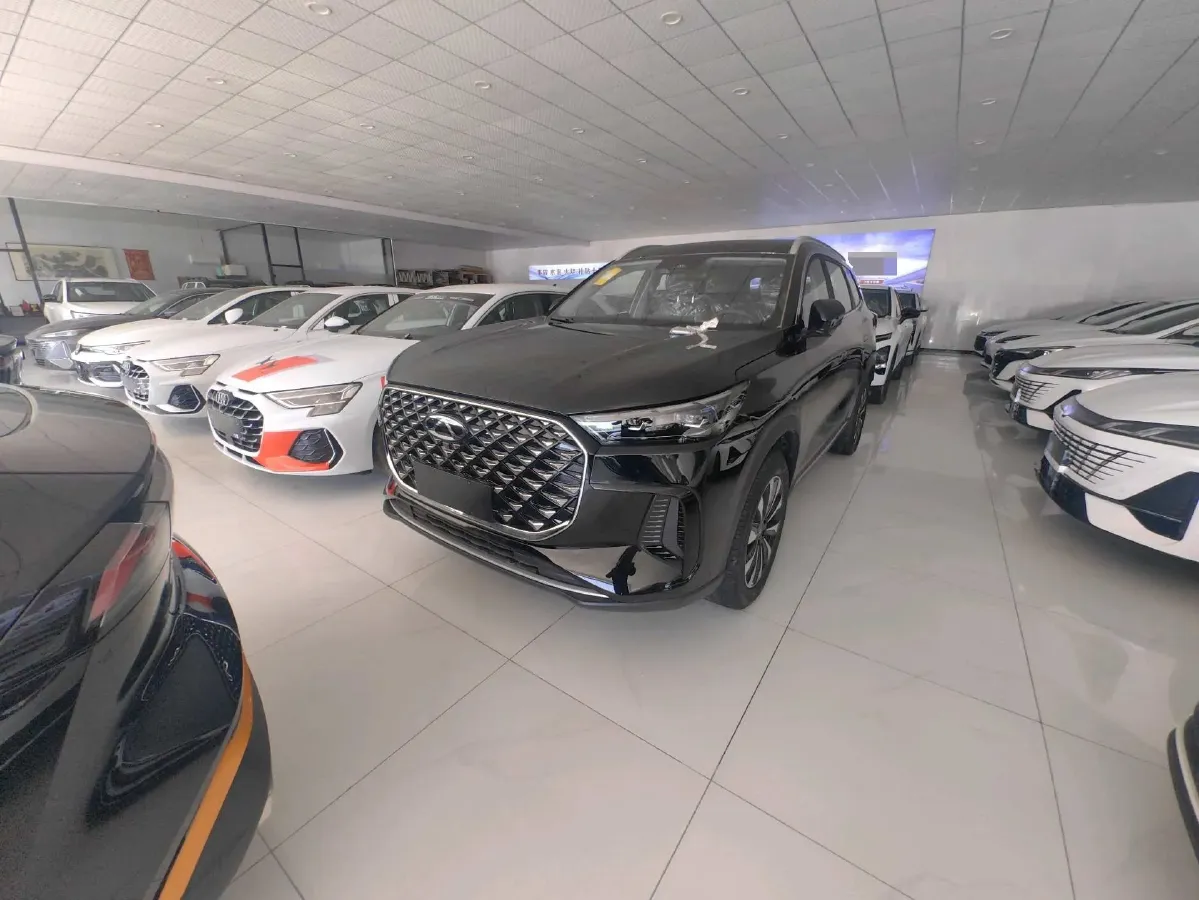 2025 Chery Tiggo 8 Plus 1.6T 197HP L4 7DCT,autocango,china used car exporter,china ev exporter,chinese used car exporter,chinese used ev exporter