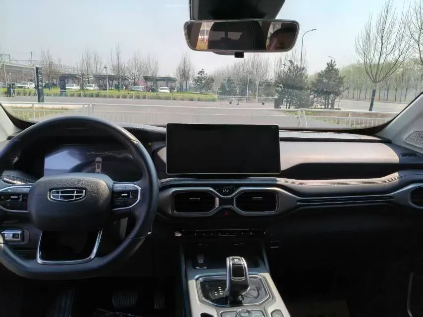 2020 Geely Okavango 1.8T 184HP L4 7DCT,autocango,china used car exporter,china ev exporter,chinese used car exporter,chinese used ev exporter