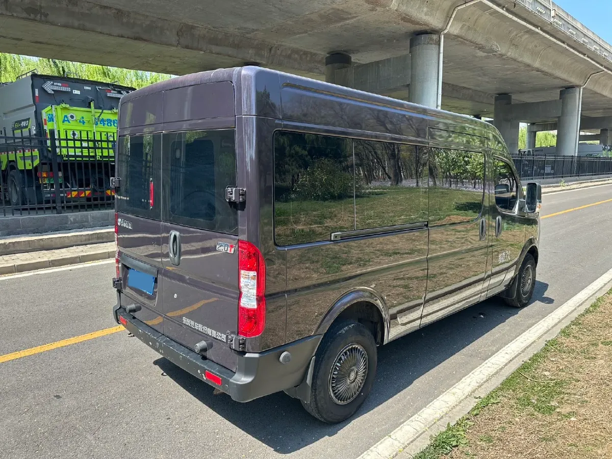 2023 DongFeng DFAC YuFeng 2.0T 136HP L4 7DCT,autocango,china used car exporter,china ev exporter,chinese used car exporter,chinese used ev exporter