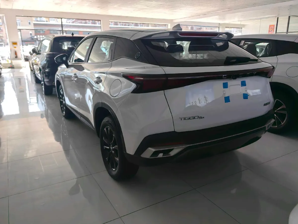 2025 Chery Tiggo 5x 1.5T 156HP L4 CVT,autocango,china used car exporter,china ev exporter,chinese used car exporter,chinese used ev exporter