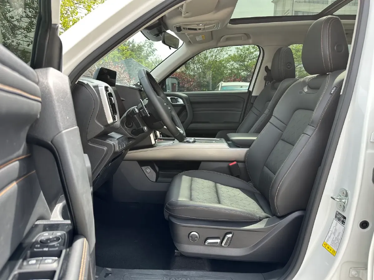 2024 Haval Dargo 1.5T 184HP L4 7DCT,autocango,china used car exporter,china ev exporter,chinese used car exporter,chinese used ev exporter