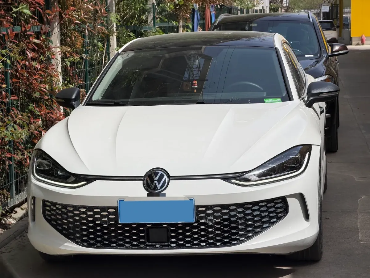 2023 Volkswagen Lamando 1.4T 150HP L4 7DCT,autocango,china used car exporter,china ev exporter,chinese used car exporter,chinese used ev exporter