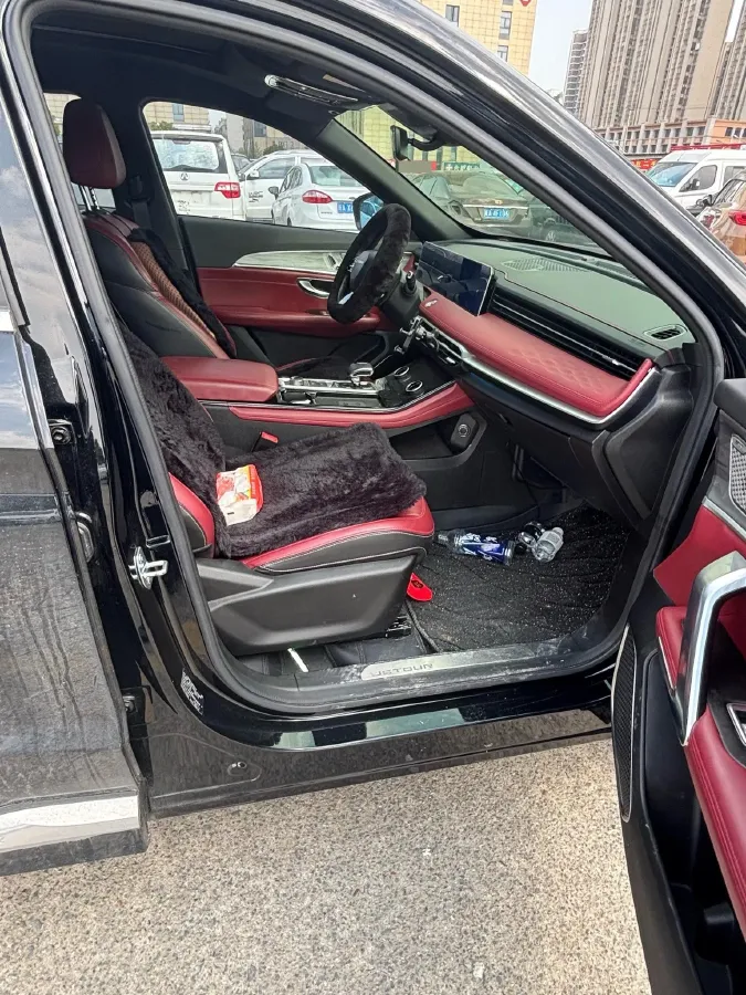 2021 Jetour X70 Plus 1.6T 197HP L4 7DCT,autocango,china used car exporter,china ev exporter,chinese used car exporter,chinese used ev exporter