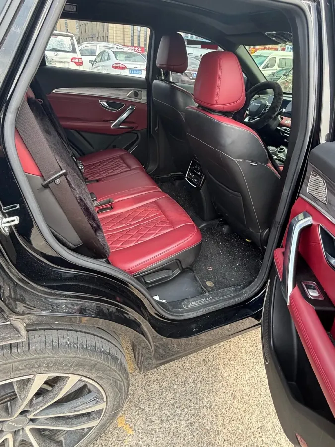 2021 Jetour X70 Plus 1.6T 197HP L4 7DCT,autocango,china used car exporter,china ev exporter,chinese used car exporter,chinese used ev exporter