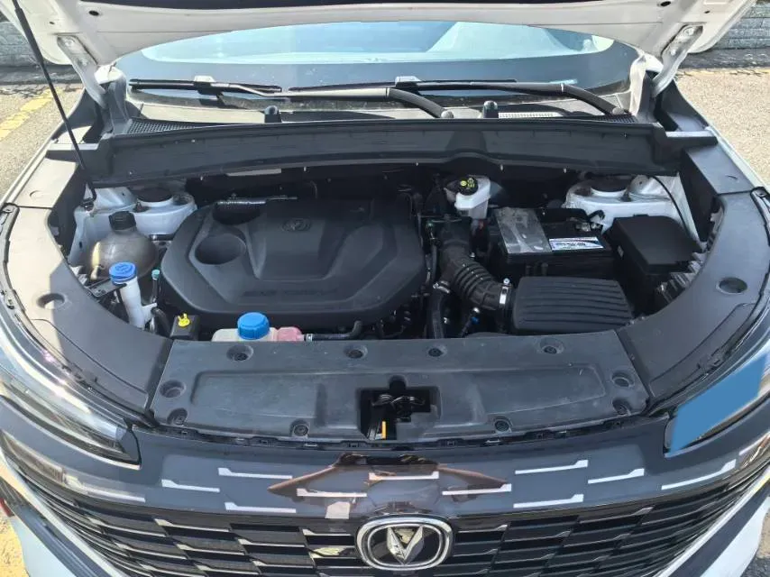 2022 ChangAn Oshan X7 Plus 1.5T 188HP L4 7DCT,autocango,china used car exporter,china ev exporter,chinese used car exporter,chinese used ev exporter