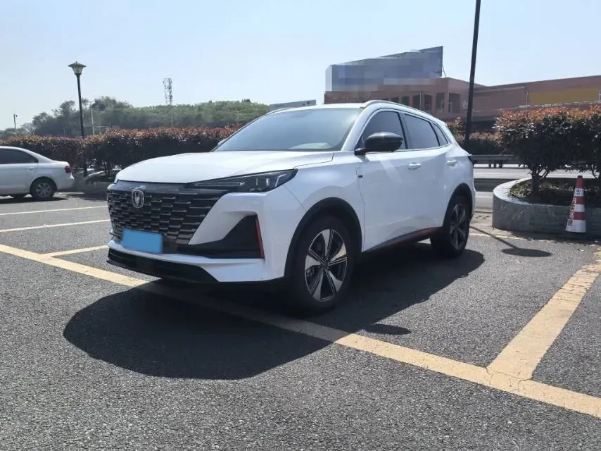 2022 ChangAn Oshan X7 Plus 1.5T 188HP L4 7DCT,autocango,china used car exporter,china ev exporter,chinese used car exporter,chinese used ev exporter