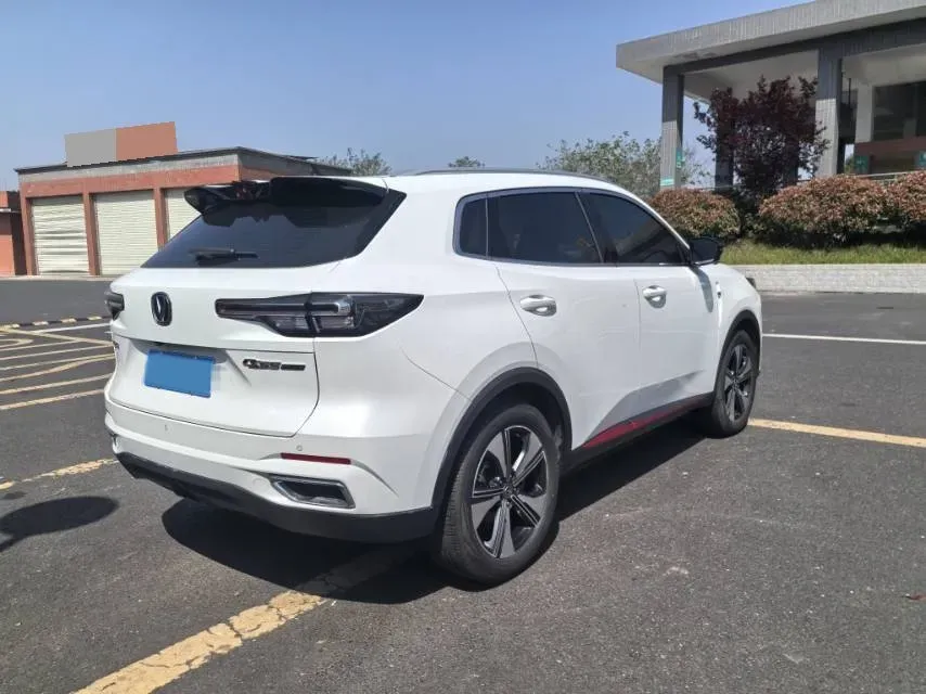 2022 ChangAn Oshan X7 Plus 1.5T 188HP L4 7DCT,autocango,china used car exporter,china ev exporter,chinese used car exporter,chinese used ev exporter
