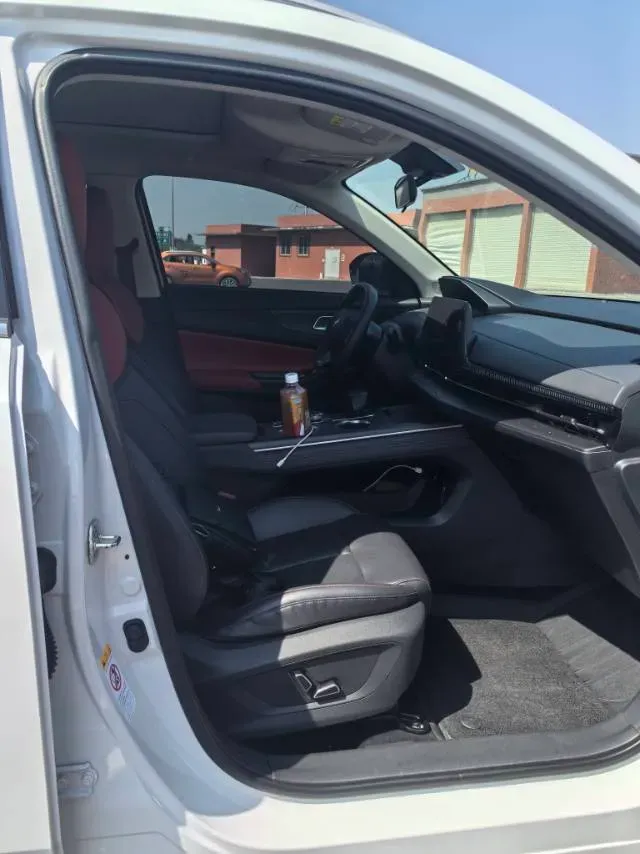 2022 ChangAn Oshan X7 Plus 1.5T 188HP L4 7DCT,autocango,china used car exporter,china ev exporter,chinese used car exporter,chinese used ev exporter